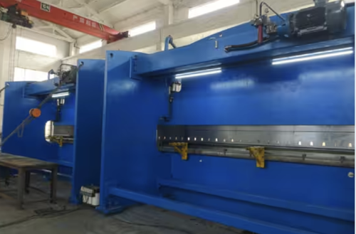 آخرین مورد شرکت Russian Client Expands Steel Bending Capacity with 3200KN CNC Tandem Press Brake, 8000mm Width