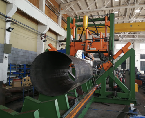 آخرین مورد شرکت Indonesia Customer Purchases CMC 340/12000 High Mast and Mono Pole Shut Welding Machine for 12m Poles