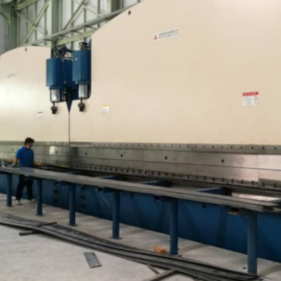 2-WE67K-400/7000 CNC Tandem Press Brake 400T 7m برای استخر قطب سبک