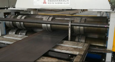 Good price اتوماتیک دستگاه قیچی برش، 12000mm خط تولید قطب نور خیابان آنلاین