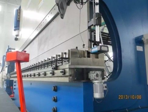 CNC فشار هیدرولیک دم دم گلو 1000mm برای ساخت قطب نور