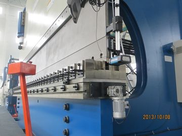 ماشین آلات تراش 63 تن اتوماتیک اتوماتیک CNC ورق هیدرولیک